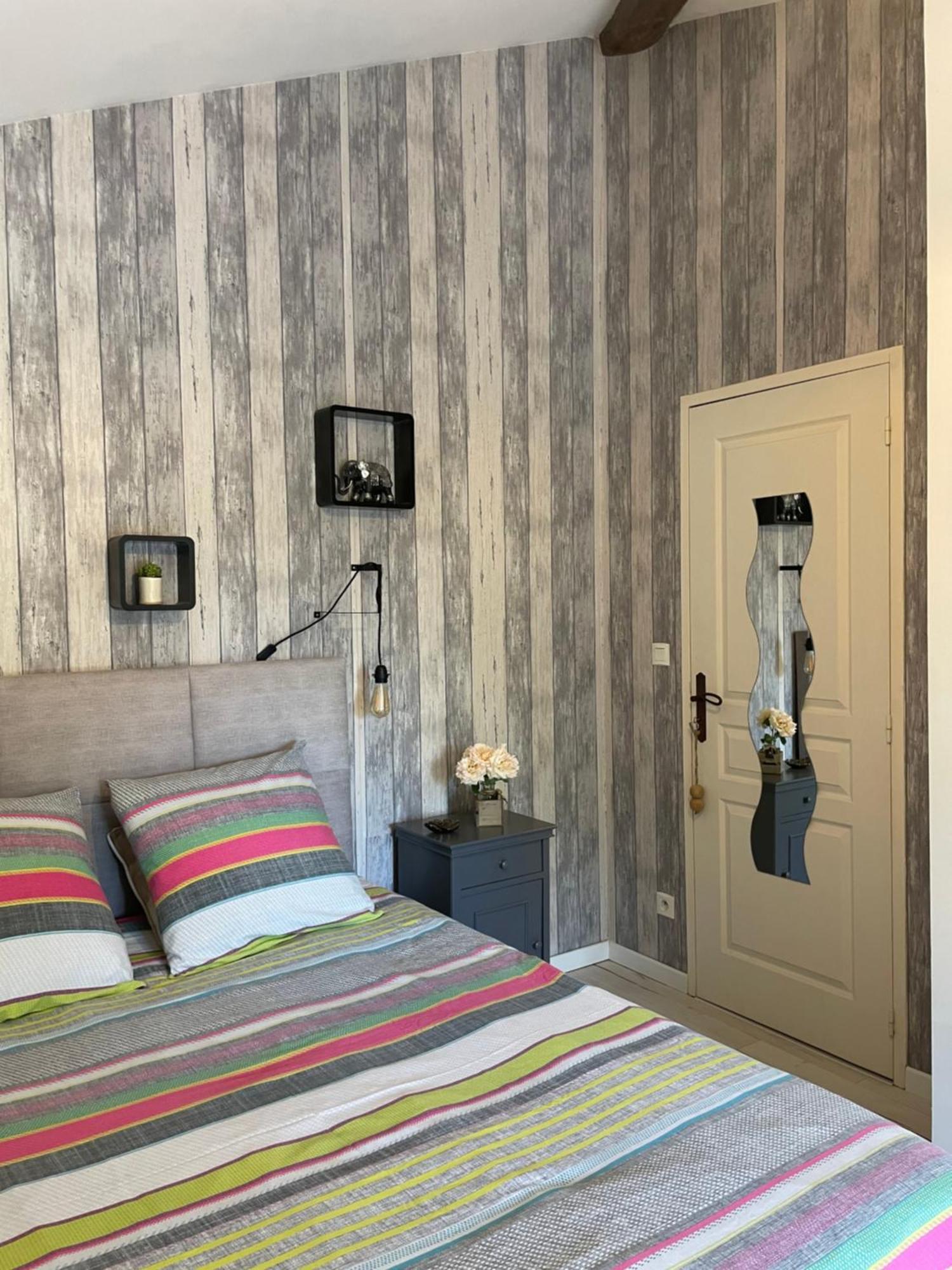 Bed and Breakfast L'Escale La Jarrie Экстерьер фото