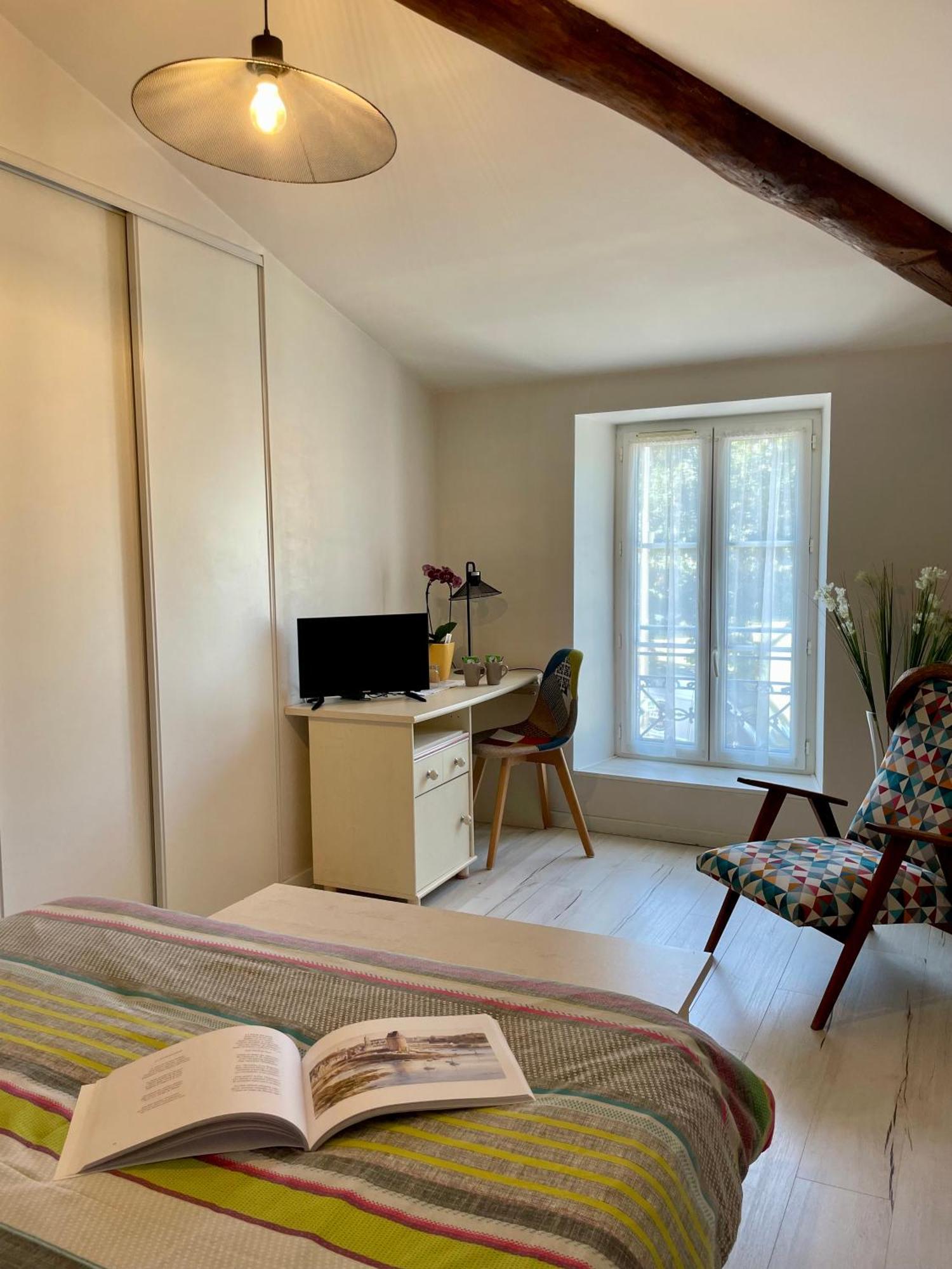 Bed and Breakfast L'Escale La Jarrie Экстерьер фото